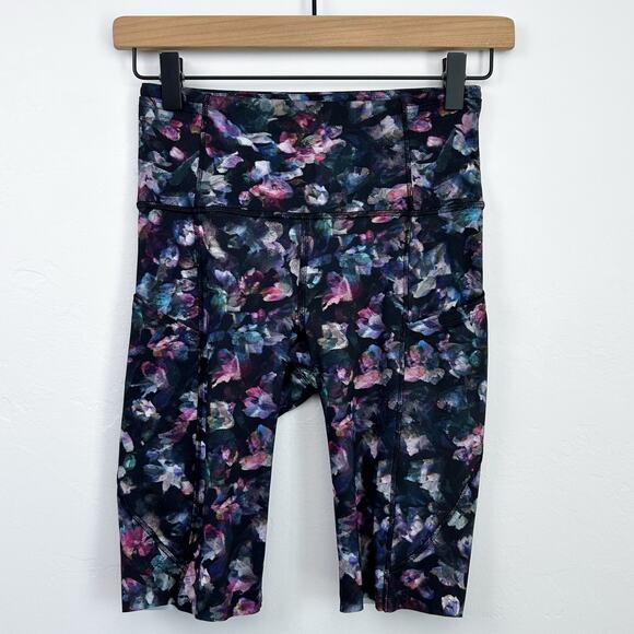 Lululemon Fast And Free Activate Floral 6" Inseam Bike Short - Picture 2 of 9